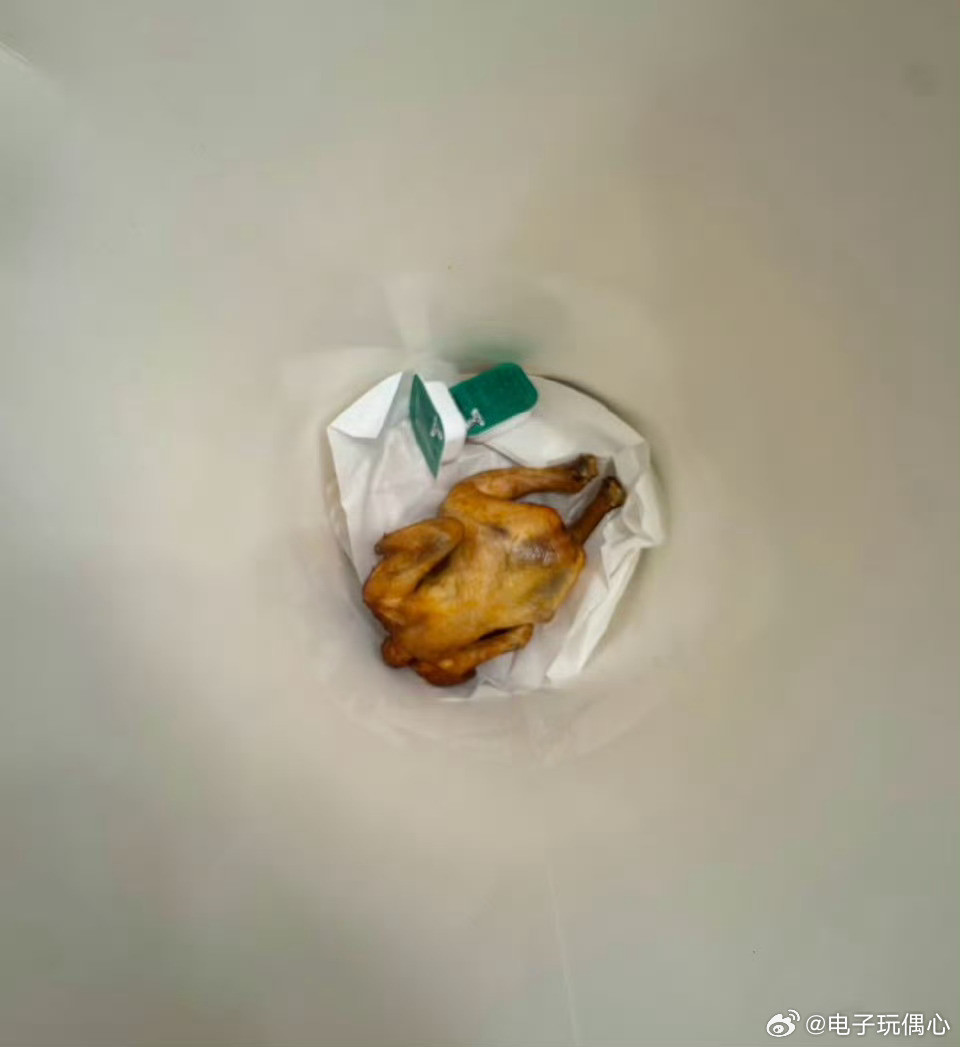 kfc的鸡成年了吗