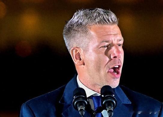 匈牙利新总理对内塔尼亚胡说了两句话：欢迎你来，来了我就抓你刚赢下大选，4月20