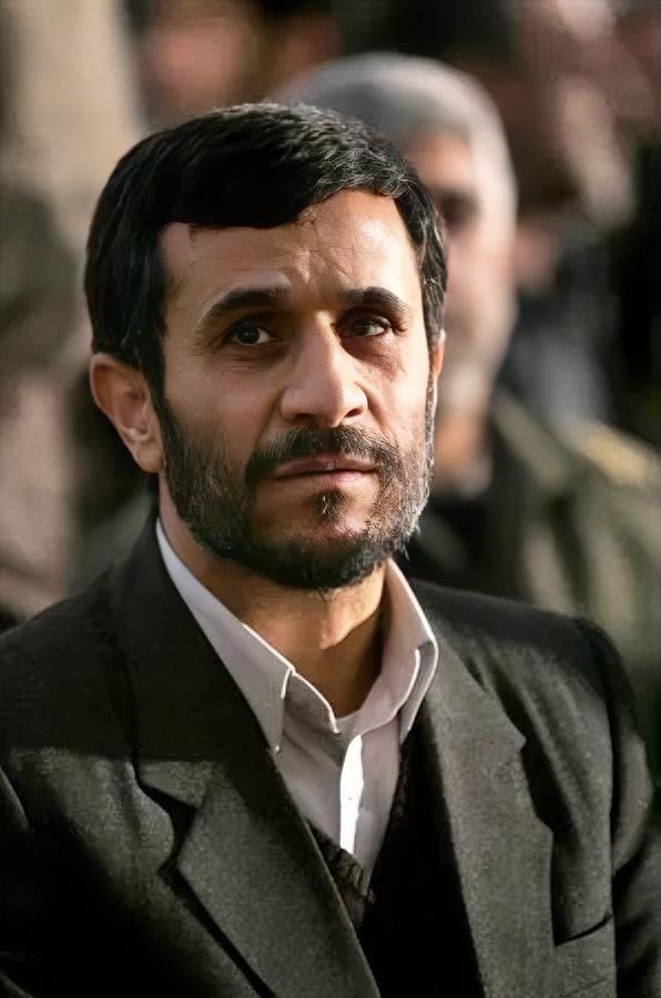 以前小看你了！伊朗今天突然宣布：3月3日，伊朗伊斯兰革命卫队宣布：当天一大早