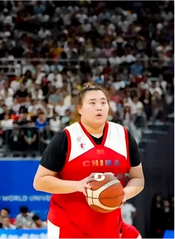 看了半场对巴西队的热身赛，输赢都无所谓了。就几点感概，这场对巴西女篮的热身赛，根