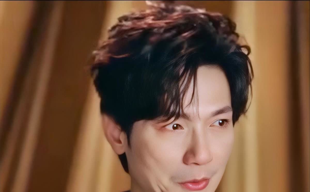 陈楚生一提到袁惟仁就掉眼泪，是有原因的。袁惟仁是音乐圈的大佬，给那英王菲写过