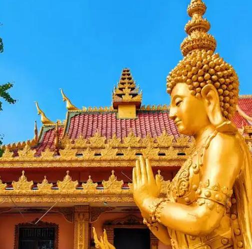 东南亚影响下的中国南方寺庙建筑特色中国南方地区自古以来便是文化与思想交汇的热土