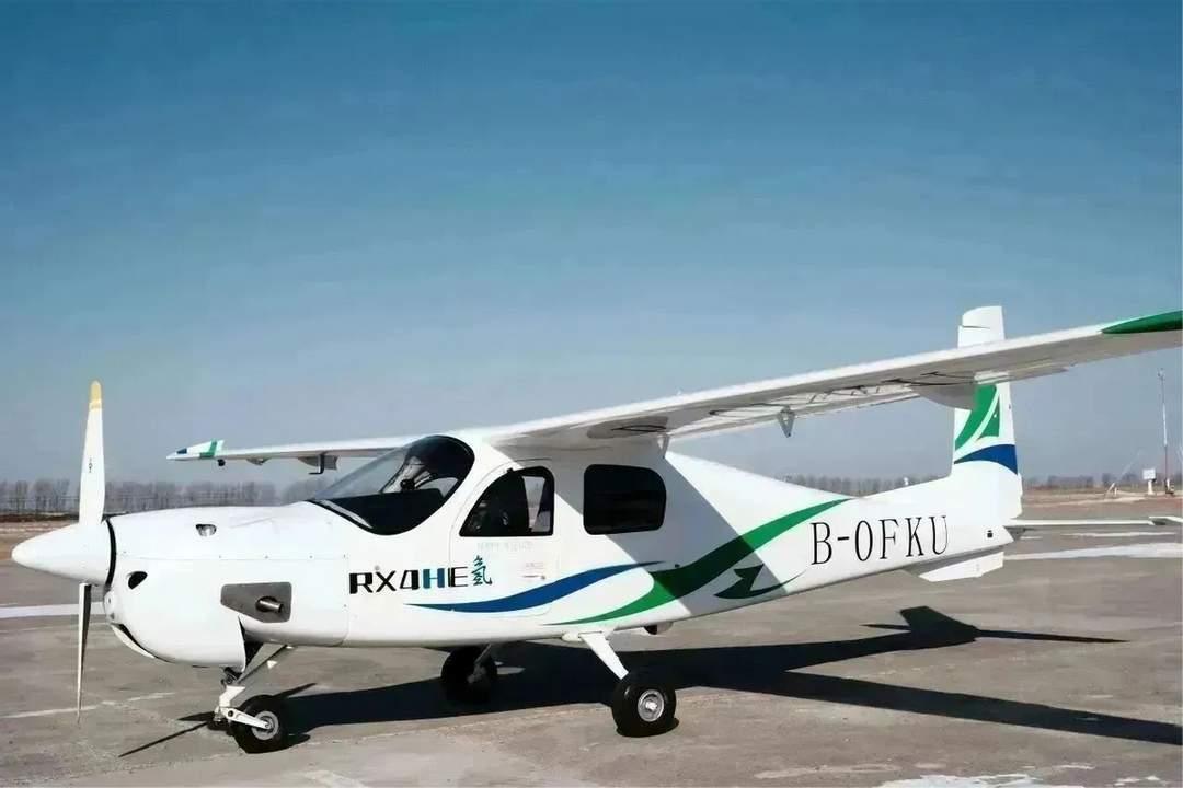 中东石油困境将解？中国无油发动机全球首飞成功，美国白忙几十年大家好，今天这条消