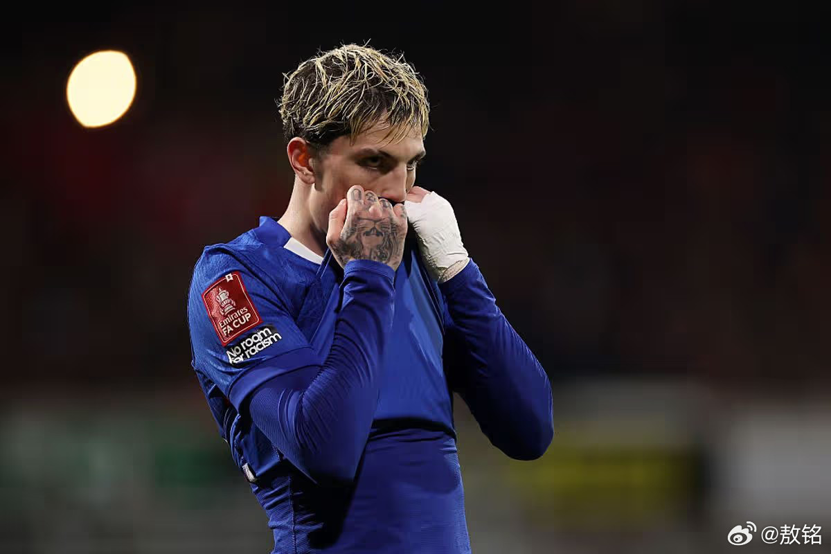 切尔西对于罗森尼尔和切尔西来说，好消息是加纳乔有崛起的迹象。加纳乔在联赛4-1