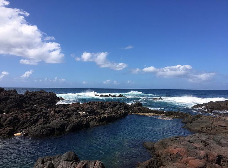 一段看透生死的话：三十岁前走，短命；四十来岁走，可惜；五十来岁走，稍早；