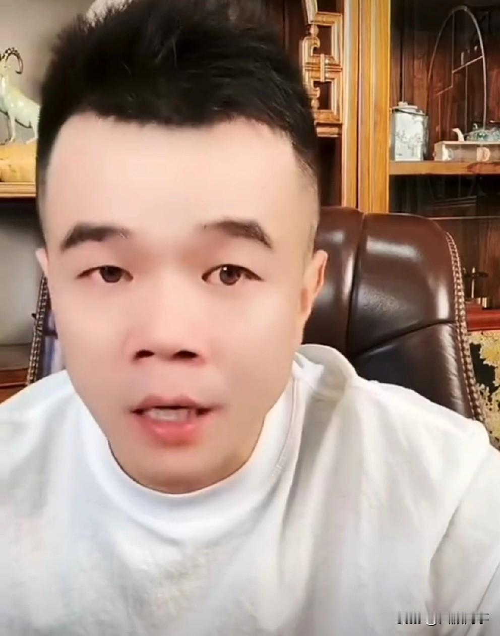 驴家小胖说刘二狗卖不货，受辛选日播的影响！驴家小胖嘲讽百万雄师