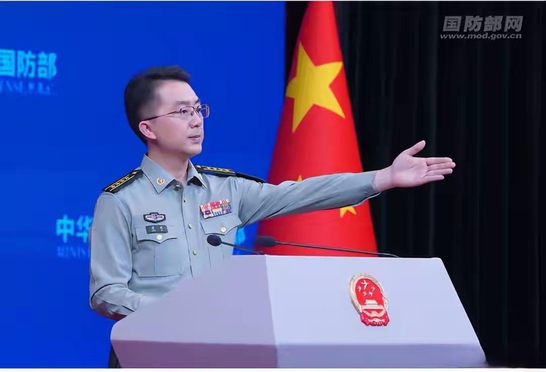 国防部放出重磅表态！“根除”二字分量极重，台独势力已无退路近日国防部例行记