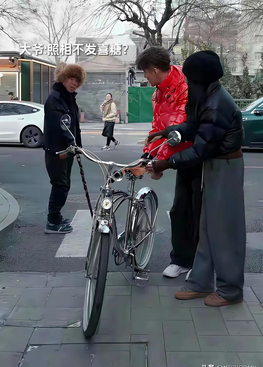 瞿颖被骂“绿茶”？这话听着就气人。胡兵在泰国动刀子那天，手术室灯灭时，守在