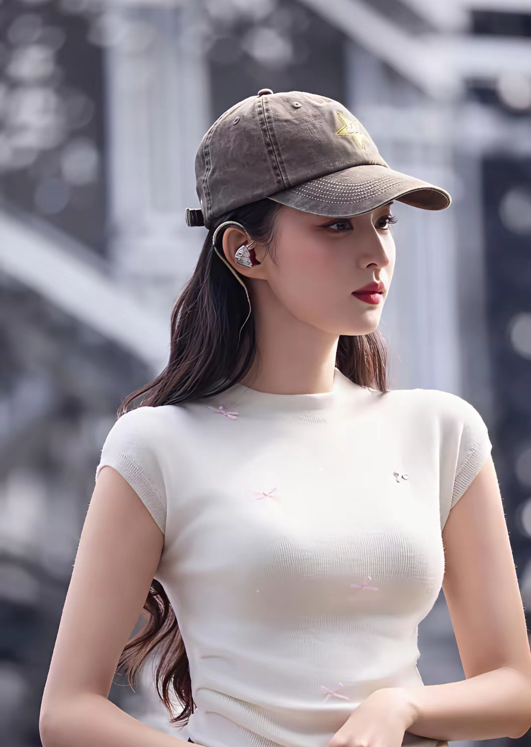 王楚然的颜值和身材近乎完美，在娱乐圈里真的很少见。