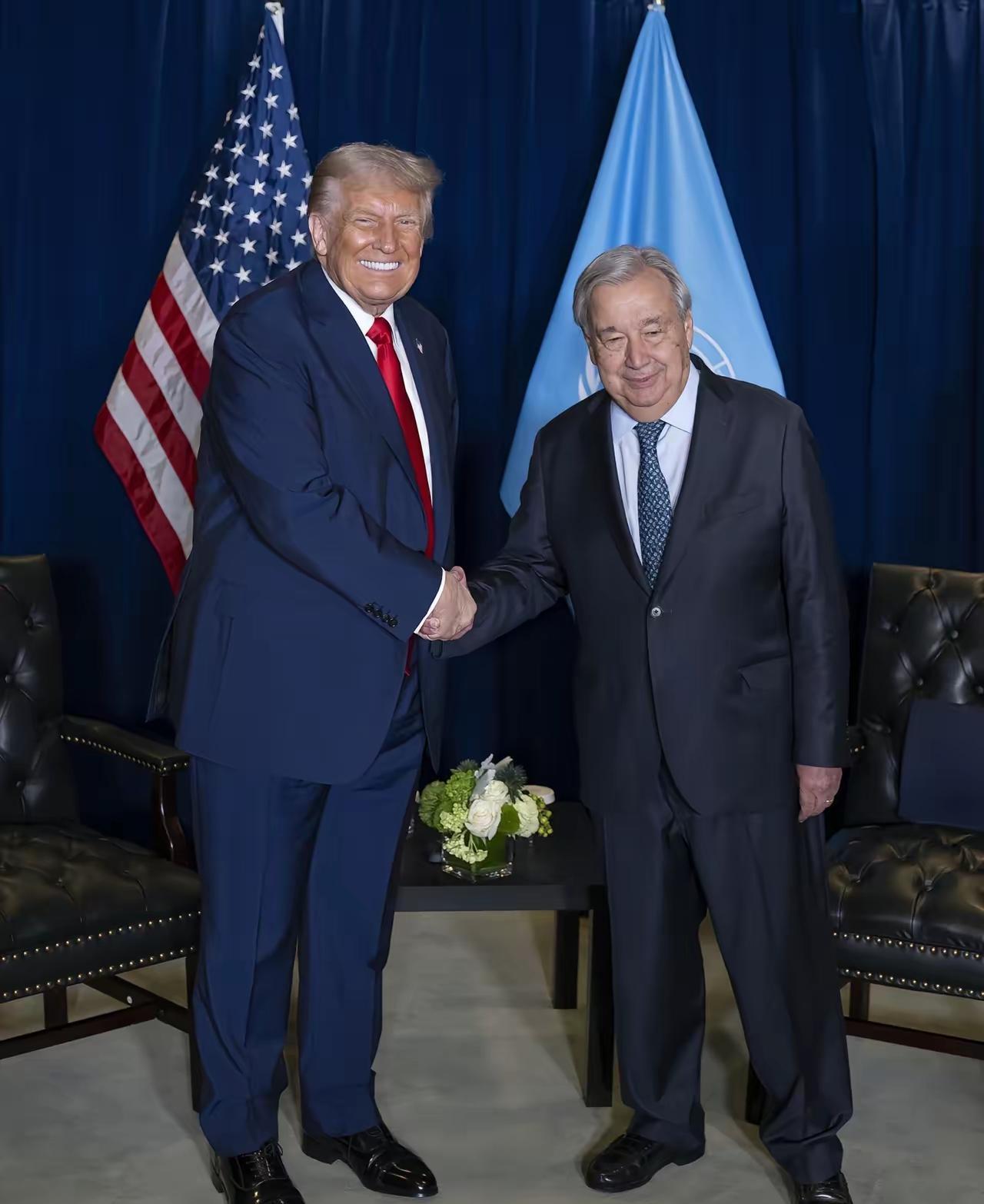 正在联合国出席会议的美国总统特朗普，会见了联合国秘书长古特雷斯。特朗普一开口就