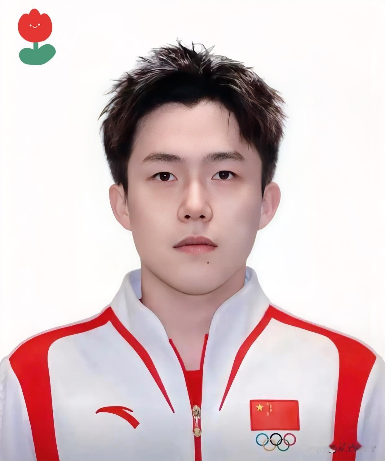 [红脸笑]刚才刷手机真给我吓一跳，王楚钦这三个字又挂热搜上了。我还