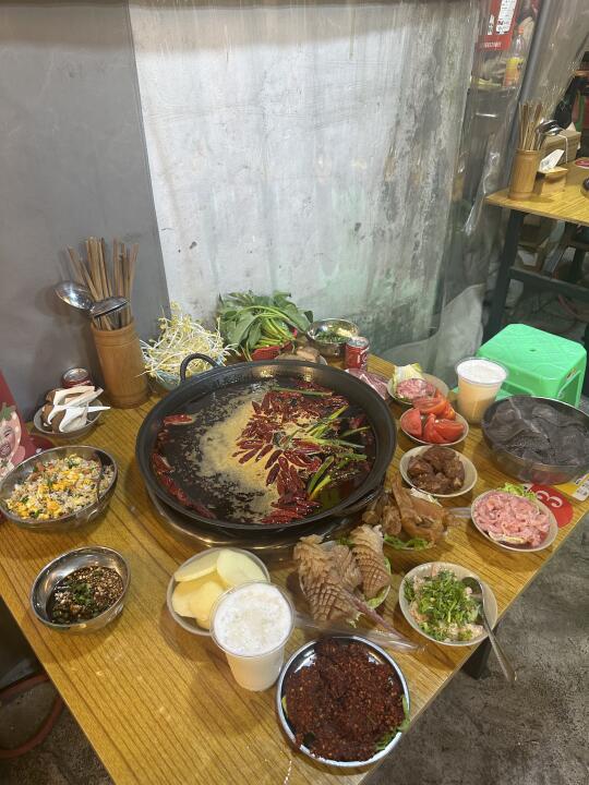 在重庆只有本地人才能找到的火锅店！！！