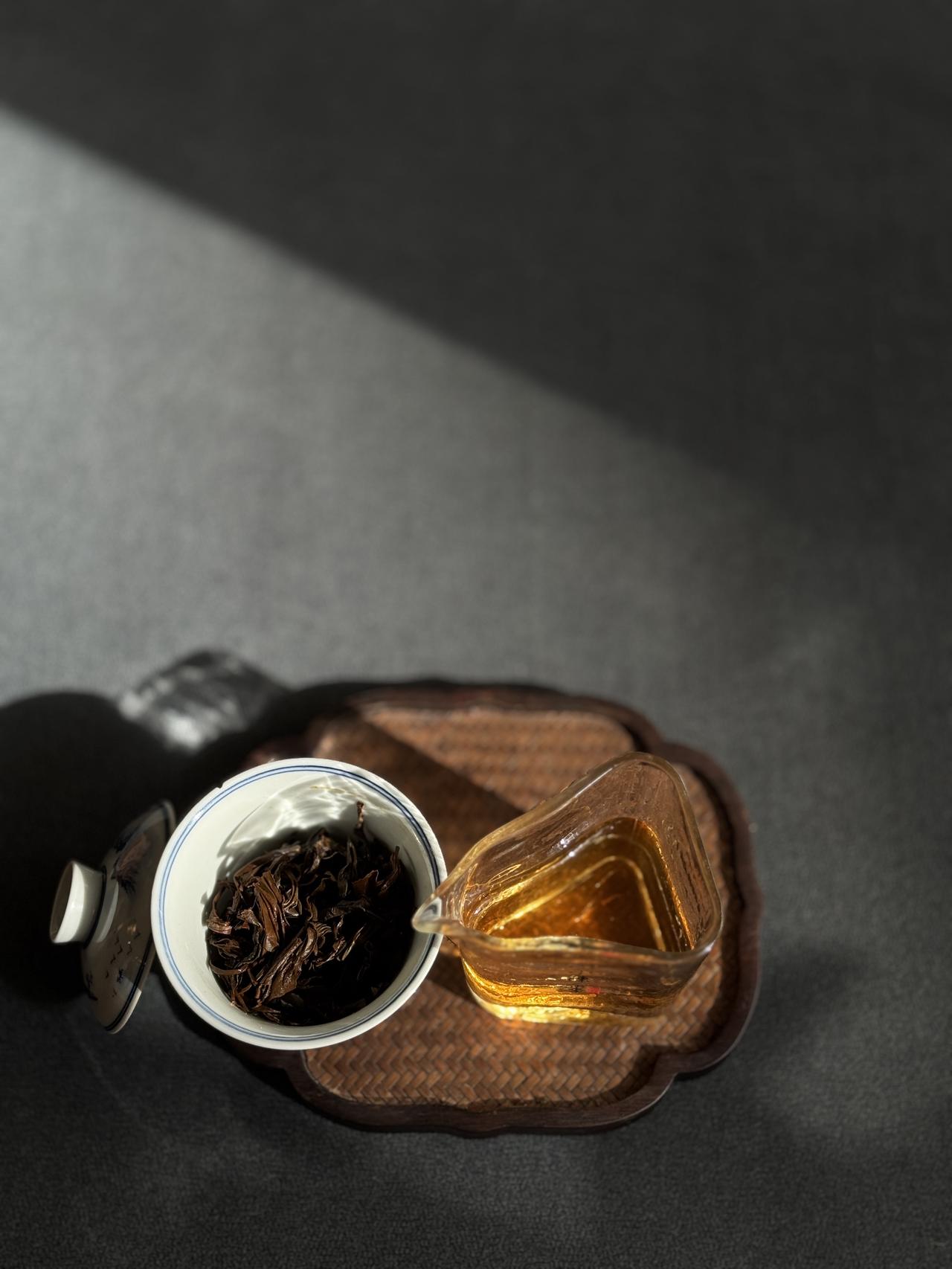 三伏天怎么喝茶最养生？很多人从入伏就喝错了不分阶段乱喝茶，小心越喝越疲惫！三伏