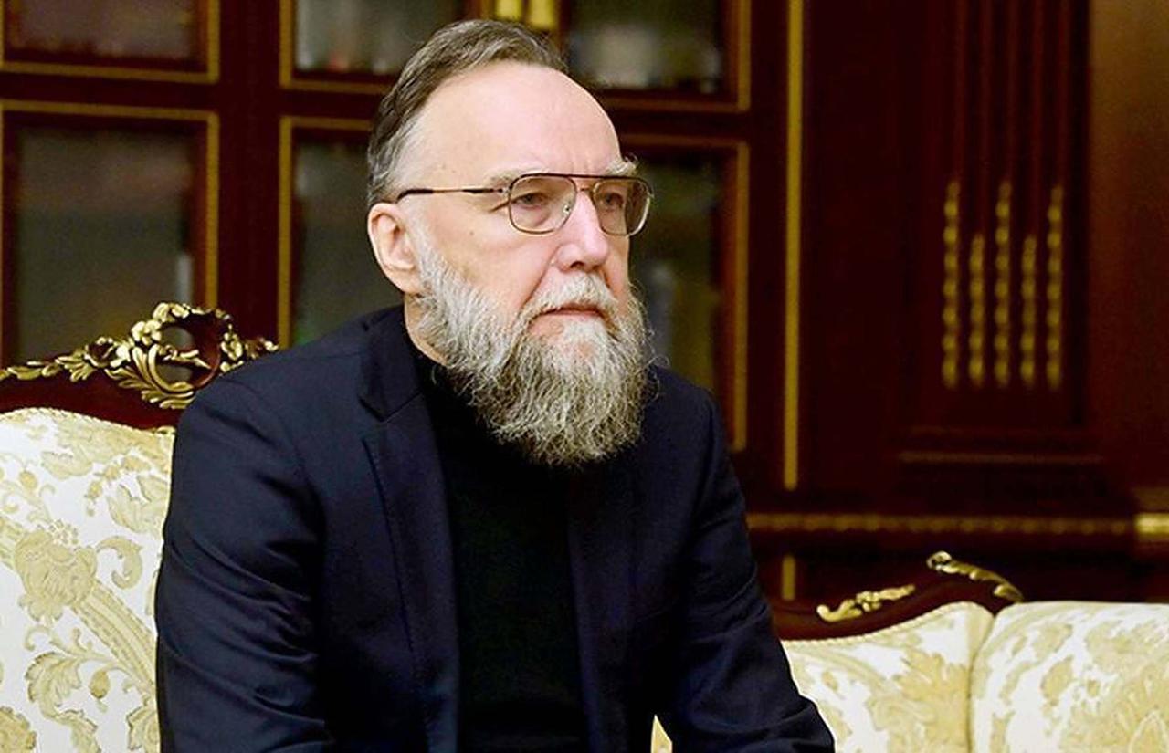 俄罗斯国师说得很有道理。俄罗斯哲学家亚历山大·杜金1月4日表示，美国抓捕马杜