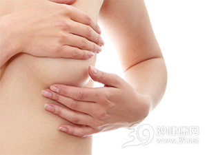 乳腺纤维瘤到底会不会癌变?