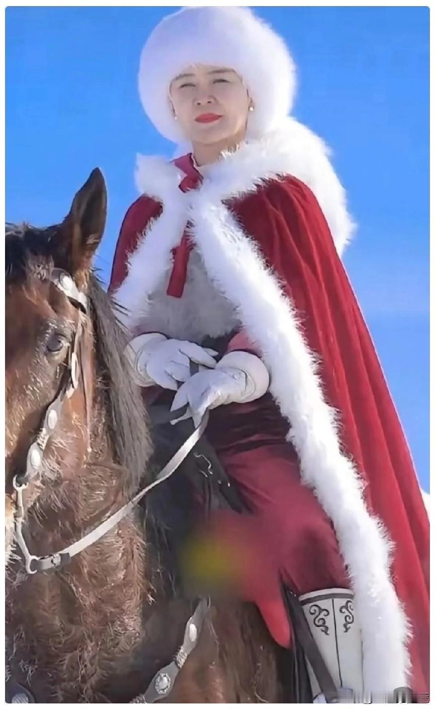 贺娇龙对新疆的贡献到底有多大？听听当地的村民的评价就知道了，原本将要烂在地里