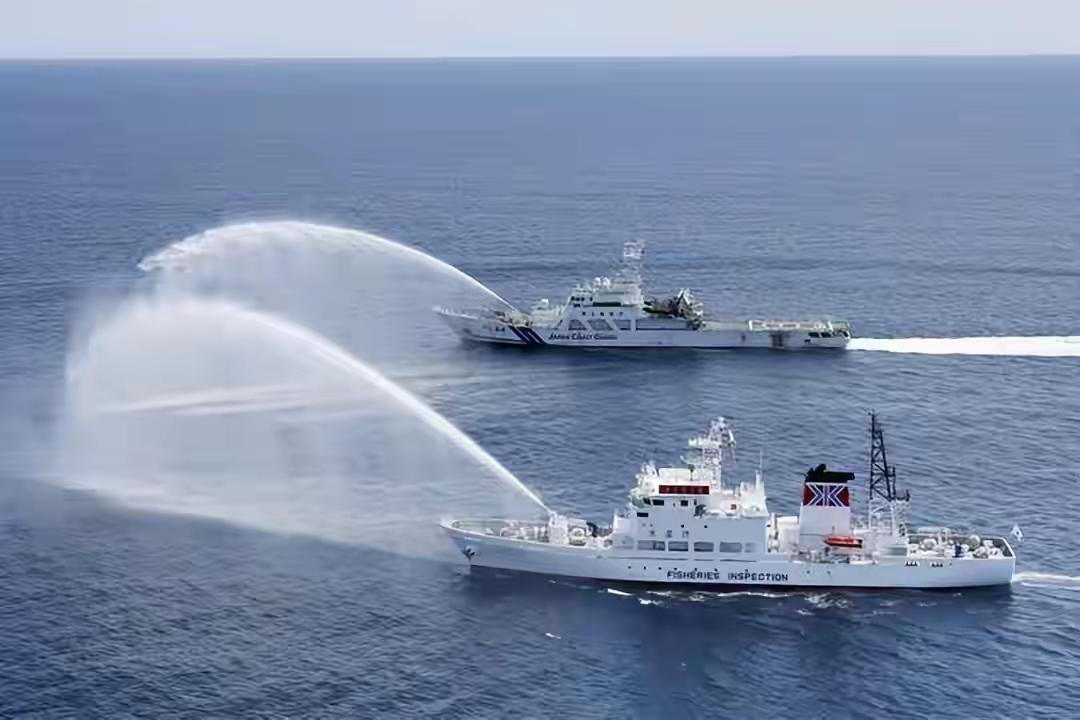 不敢相信一句侵入所谓的“专属经济区”，直接是扣押了中国的渔船，甚至出动4艘军舰进