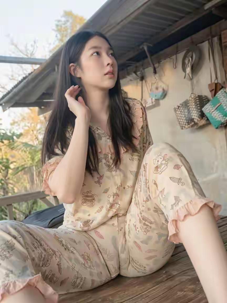 生活在农村没有什么不好的，简单一点就好