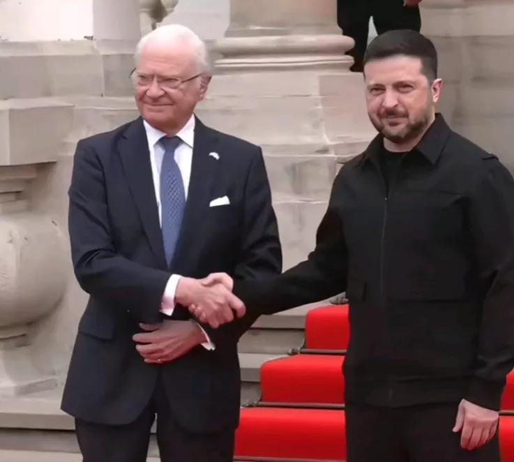 瑞典国王宣布，将向乌克兰提供40亿欧元军援。瑞典国家电视台报道，当地时间17