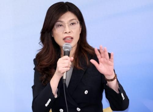 中国国民党主席郑丽文正式宣布7月17日，针对台北市长蒋万安号召民众上街