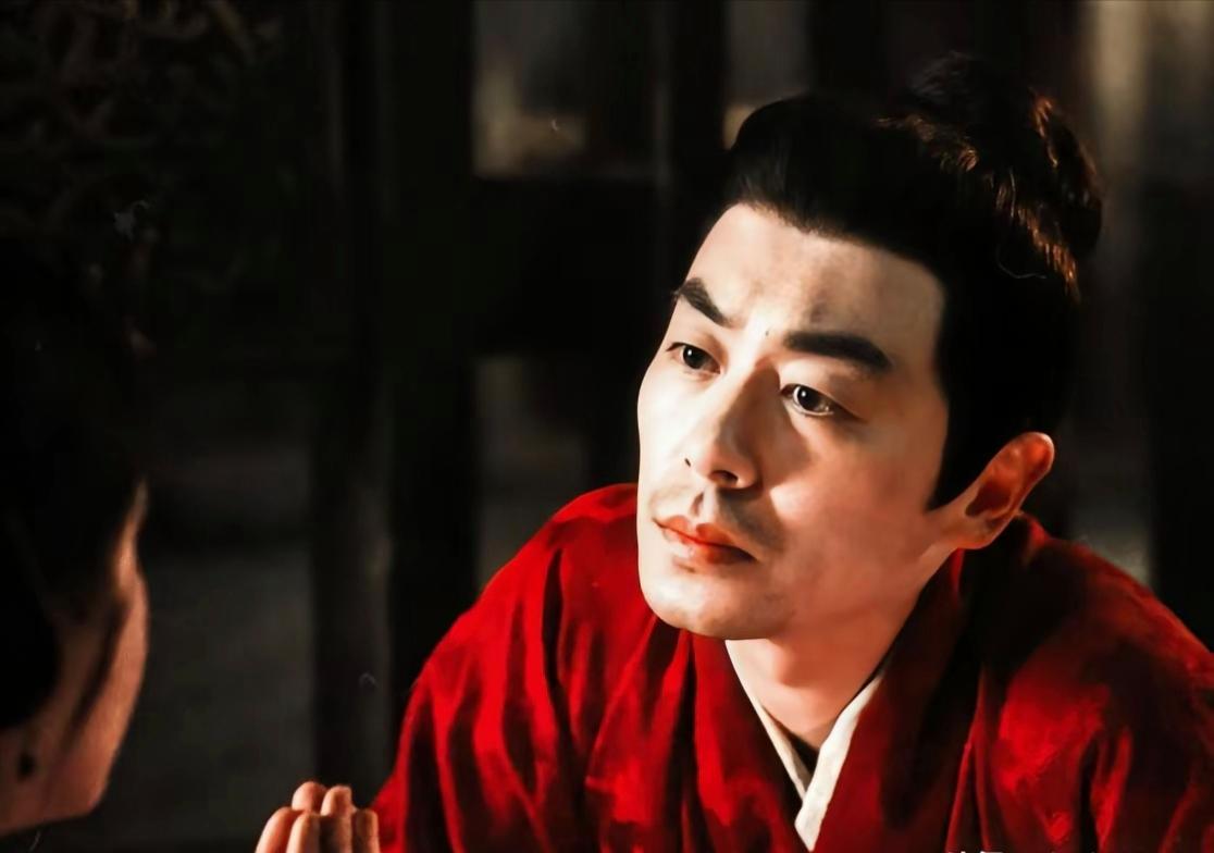 41岁朱亚文称自己接不到戏。曾经妥妥的荧幕灵魂人物，如今却只能沦落到演配角？不知