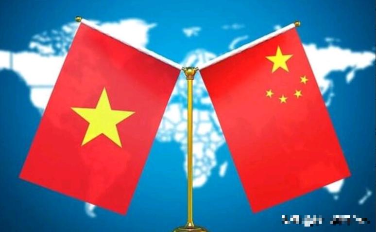 越南还指望我们给他修高铁，那是做梦！我们在永兴岛开设的商业中心一开业，越南就第一