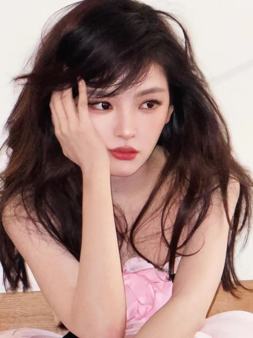 章若楠自拍界来了个天才【章若楠】她尝起来是草莓味～