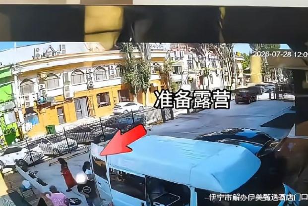 重庆王老板从伊犁出来，没回家，直奔西藏。消息传开，西藏开酒店的、做民宿的、搞