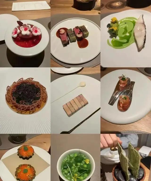 汪希玥在香港旅游，穿新衣吃法餐，皮肤白皙，越长越像妈妈大S了