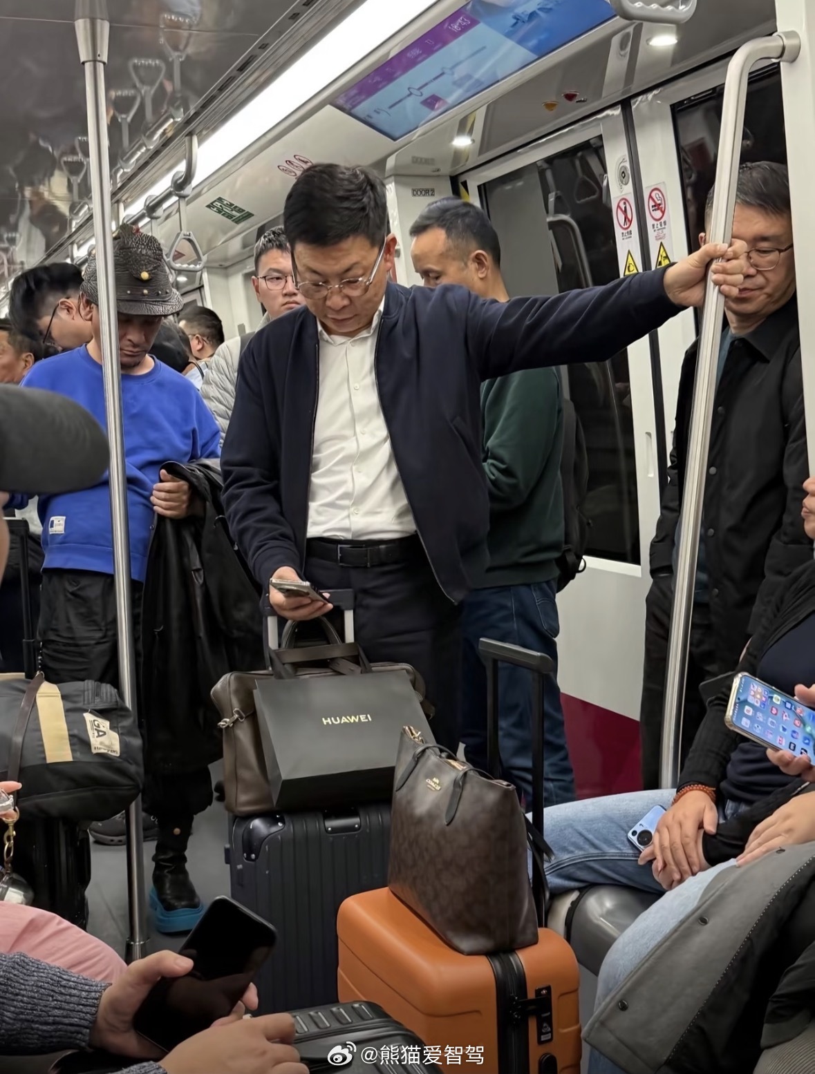 现在的人真的坏透了，一边说着问界含华为量没了，一边又说赛力斯采购了几百亿的华为零