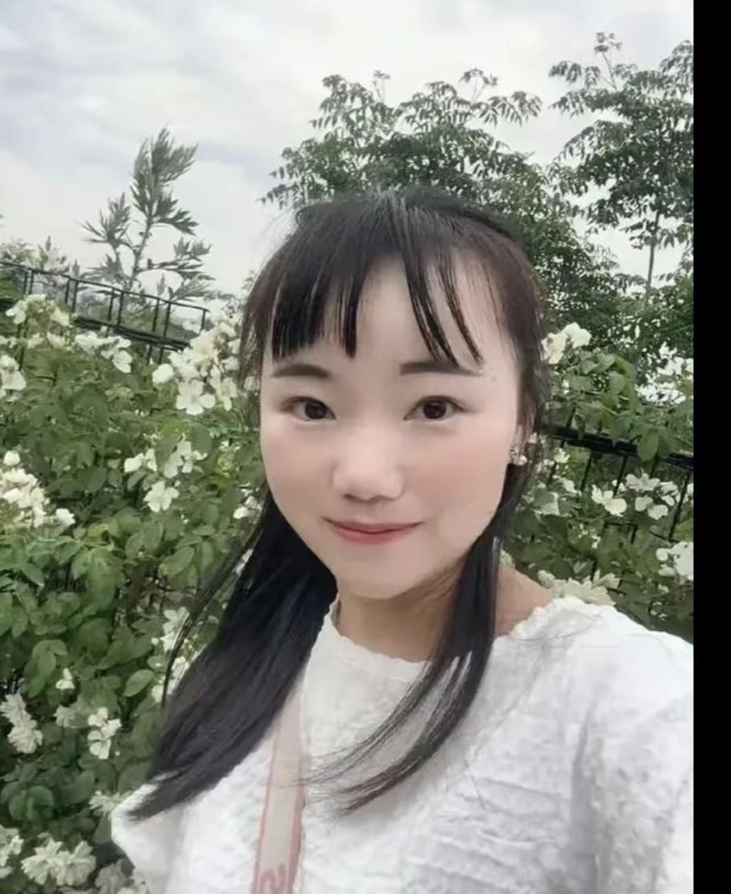 润到日本的李田田到底还是发现自己原来连下海拍小电影都没资格。这个李田田也是一个