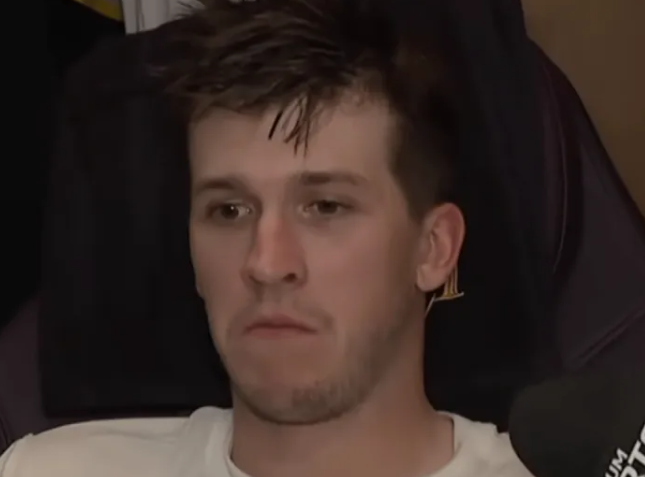 湖人不敌雷霆。赛后，奥斯汀-里夫斯显得情绪低落，他坦承自己在下半场表现糟糕，未能