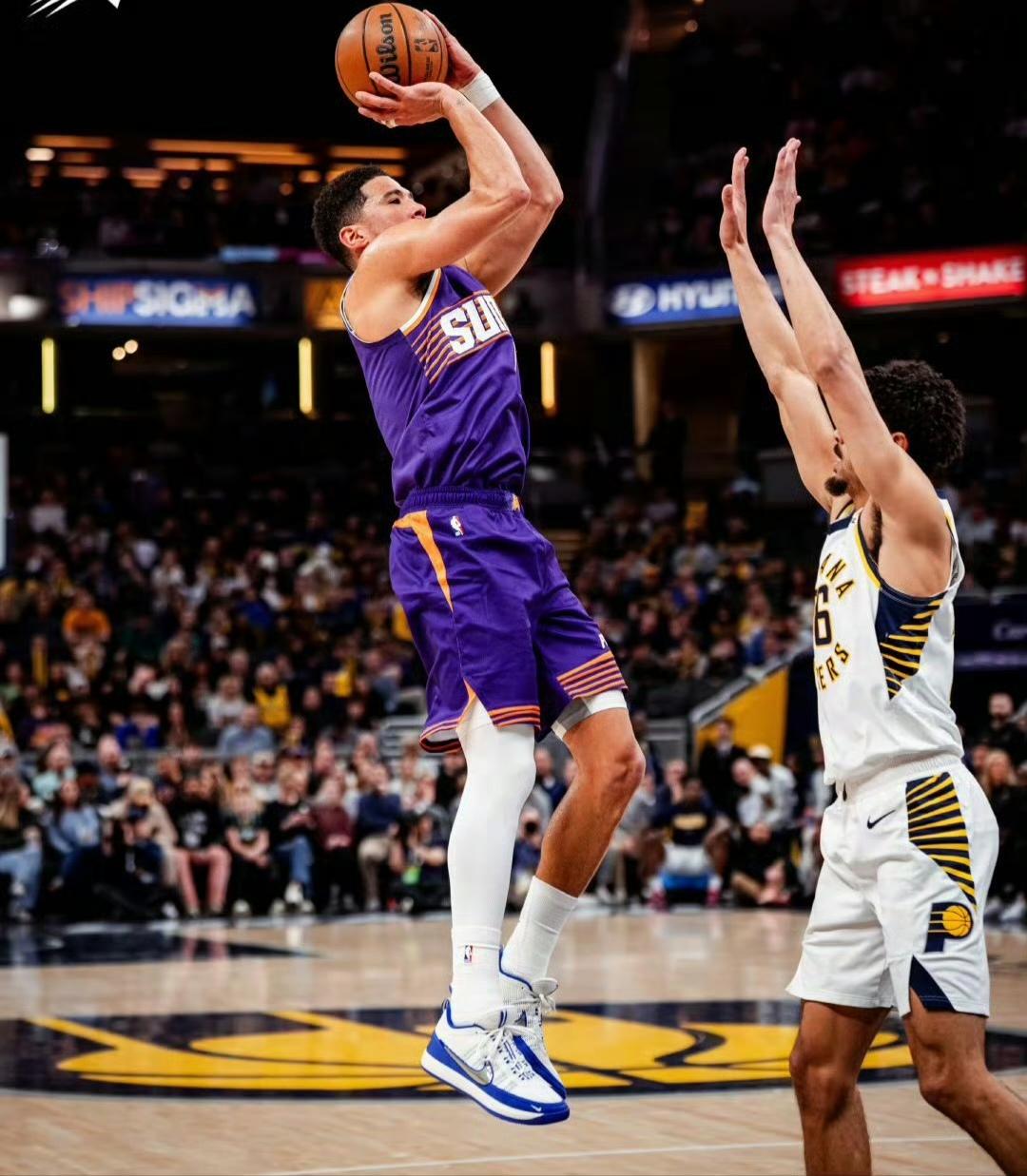 4连胜！太阳直追森林狼，布克43分太豪横西部季后赛名额之争已经进入到最后冲刺阶