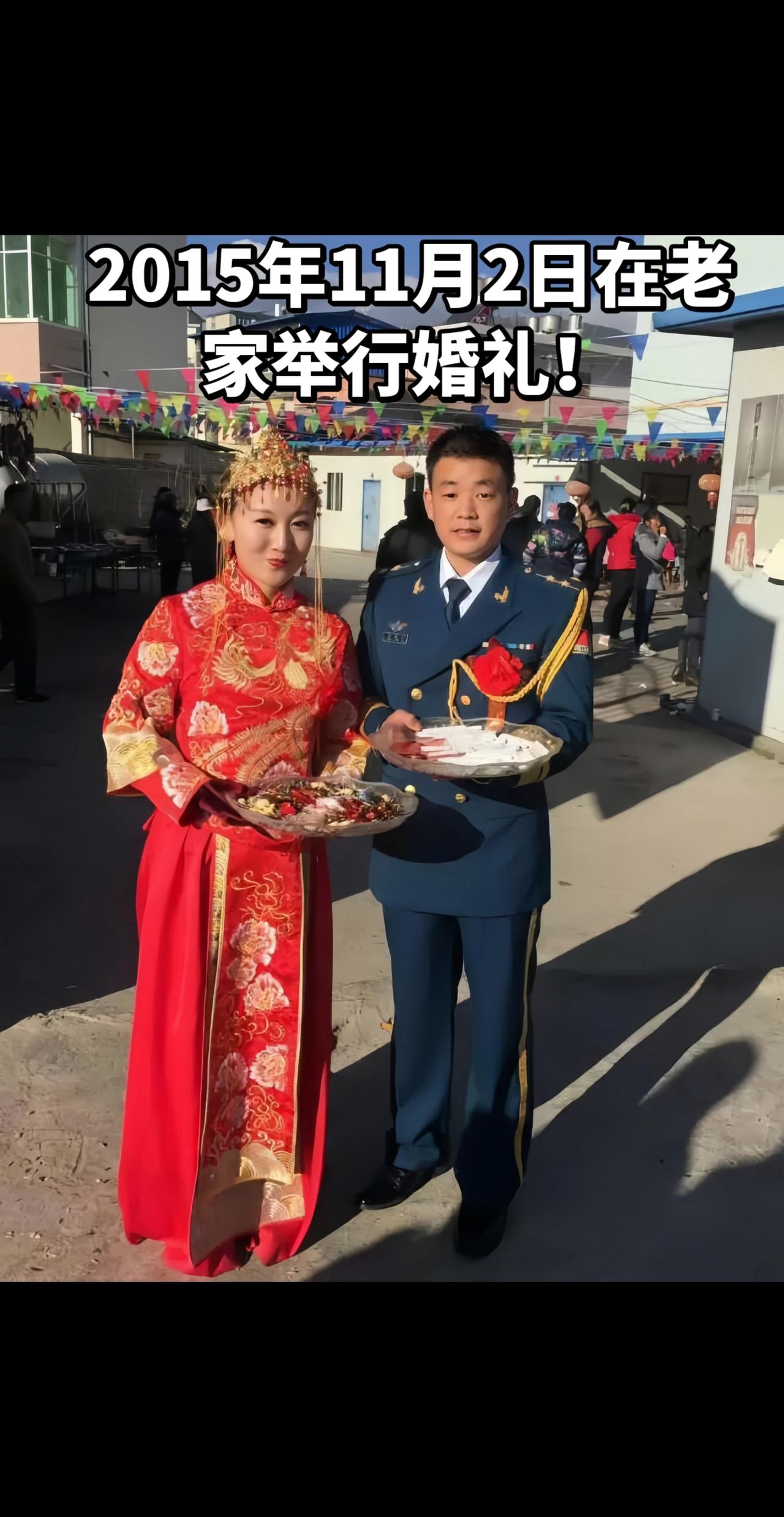 2015年11月2日，我们步入婚姻殿堂，不经意间，已然走过了十年。这十年，我们从