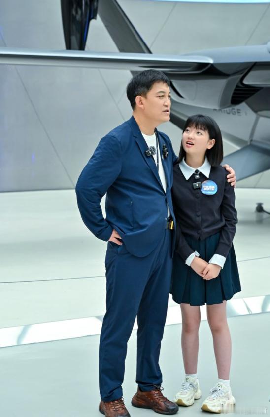 《爸爸去哪儿》这届萌娃已经起飞了，以后就是“爸爸飞哪儿”了阿拉蕾长这么高了中国智