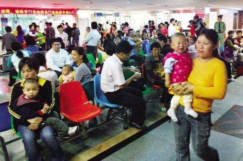 流感咳嗽再次凶猛来袭, 门诊昼夜不停孩子咳嗽不容忽视小心肺炎
