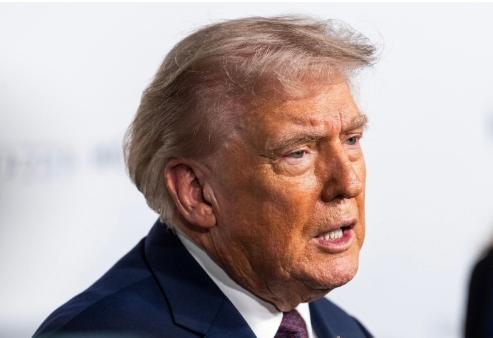 中美通话后，特朗普昨晚（北京时间2月4日晚）发文写道：“我刚刚与中方进行了一次非