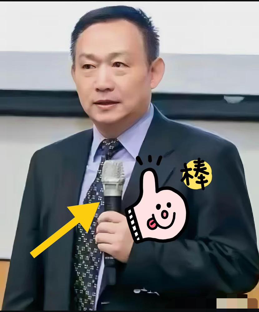真是荒谬到家了！​两万万两白银的惊天窟窿，竟然妄图雇几个水军来填。​圈内人
