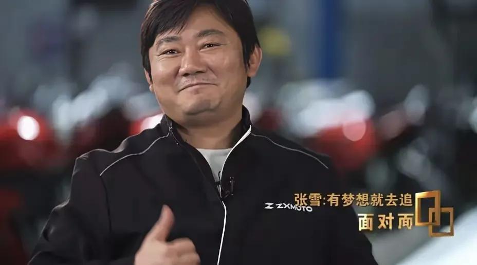 张雪接受董钱采访，不愧是央视主持人，提问方式果然比地方台要高看了央视董倩采访张