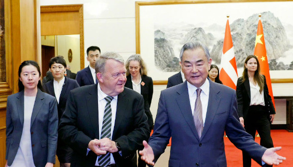 中国帮忙，丹麦放心，中欧合作要紧啥？格陵兰岛也能引发国际