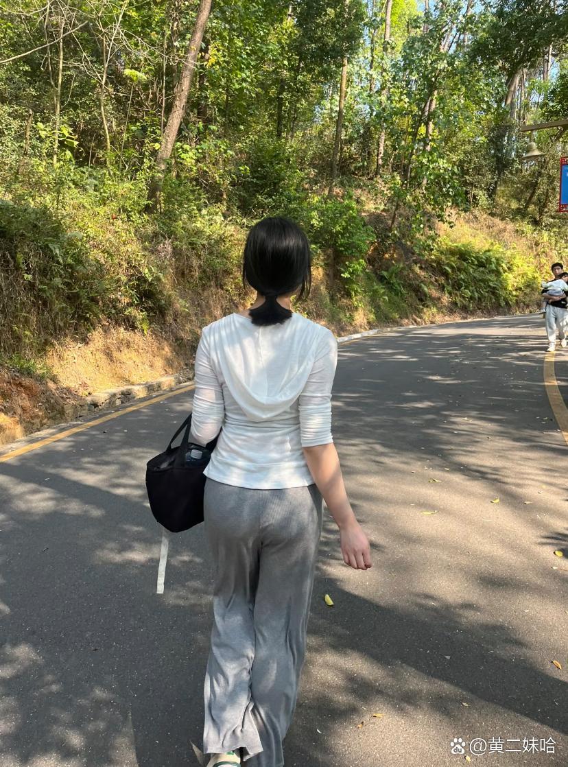 第一次跟领导爬山，需要注意什么昂？