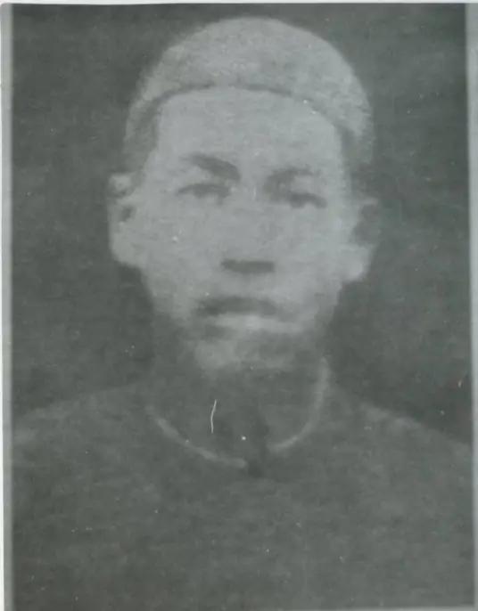 1982年，四川挖出一具遗骸，让人震惊的是，遗骸的脚上带着7公斤铁链，脚踝处还钉