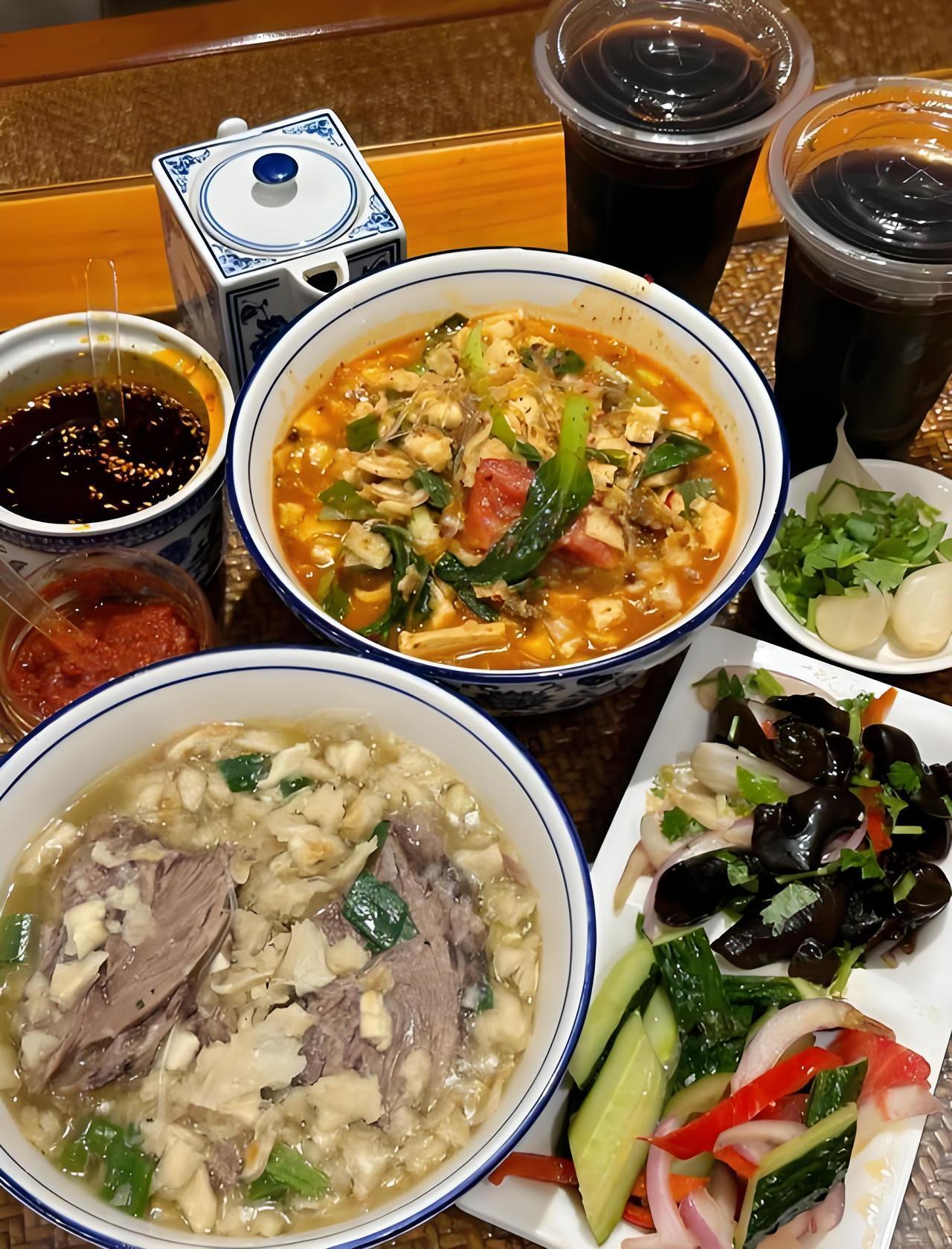 有人吐槽，回民街的小吃，说的不假，但凡事不能一概而论。任何地方的小吃都一样，