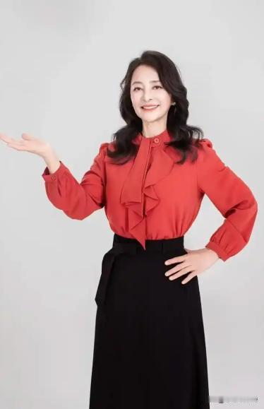 一婚嫁日本人，二婚美国、三婚法国，就是不嫁中国的她，现状如何？李勤勤1963