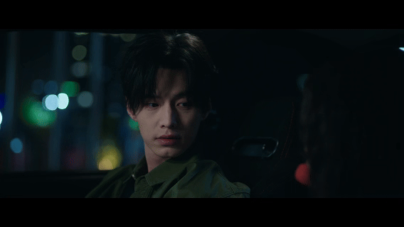 双轨男女主草莓翻面吻唇享30秒朝朝暮暮这草莓吃得我心跳加速！从叼走到细品再到顺