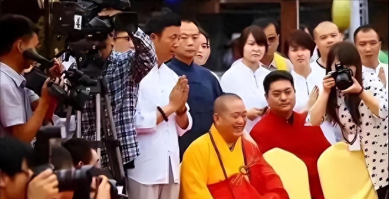 首个为释永信发声者现身！一句“中国人要讲良心”，撕开佛门恩怨最扎心真相2025