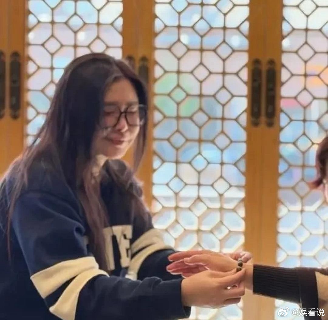 天啦！这竟然是女神王祖贤，怎么这样了！