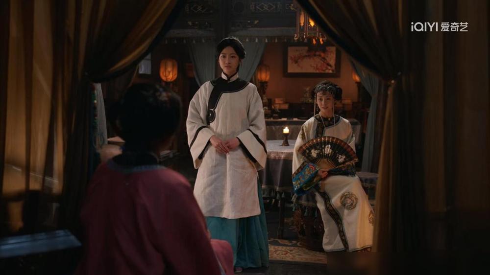 《大生意人》白依梅带义军战俘们上船后，其实根本没有回乡。大概意思就是，她把这