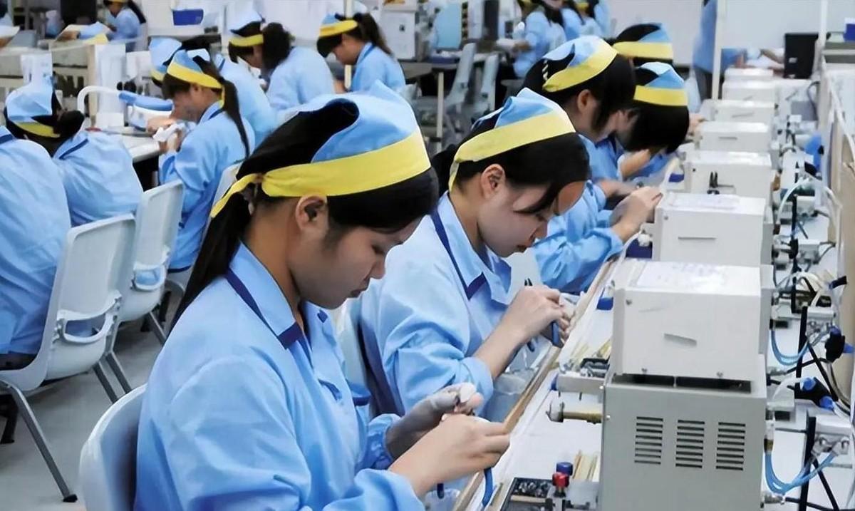 越南工资快要追上中国？不少人第一反应根本不敢相信！三年前没人会认同这个说法，如今