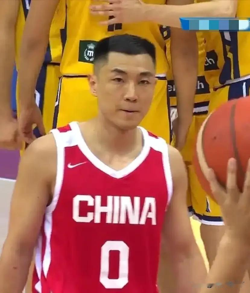 山东男篮己签下两大强援，据传正全力竞逐状元后卫休赛期，山东高速在引援上不再保